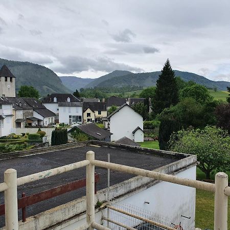 Le Loubens Apartamento Arette Exterior foto